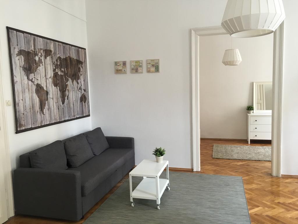 Creative Apartment - Rákóczi street Budapesta Exterior foto