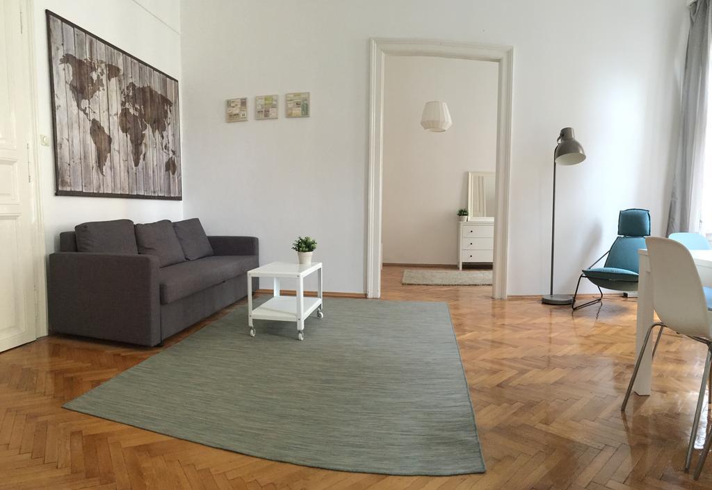 Creative Apartment - Rákóczi street Budapesta Exterior foto